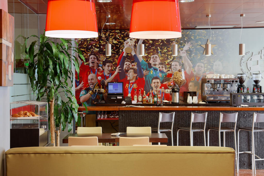 Hotelsefutbol Las Rozas de Madrid Eksteriør bilde